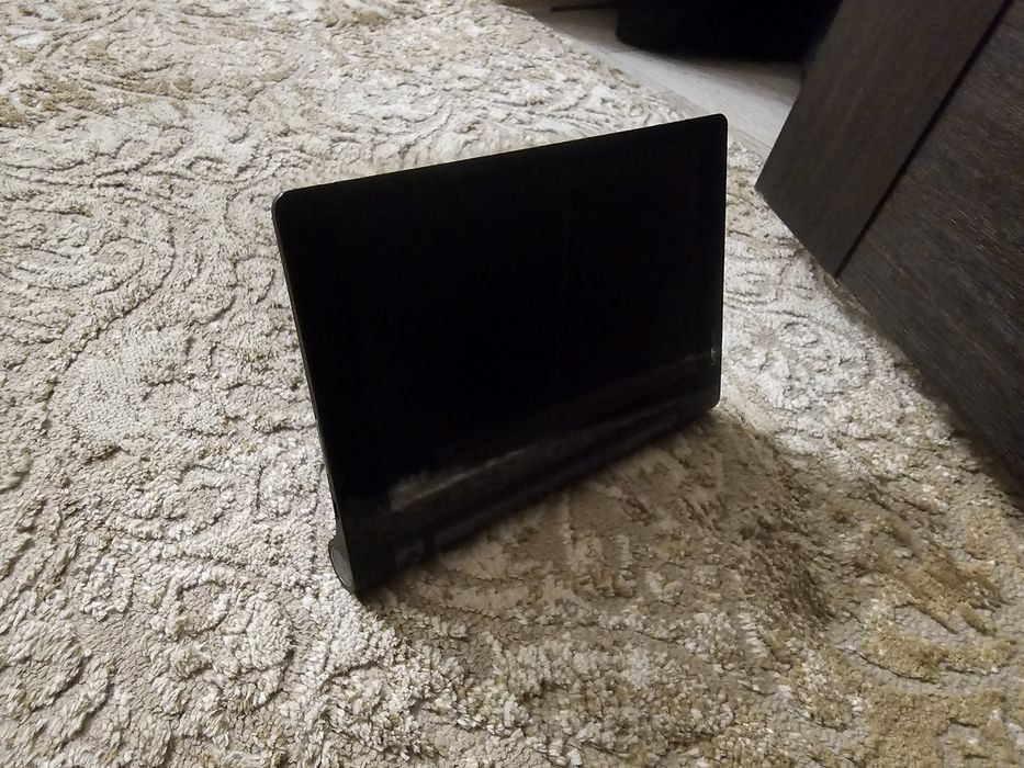 Планшет Lenovo срочно