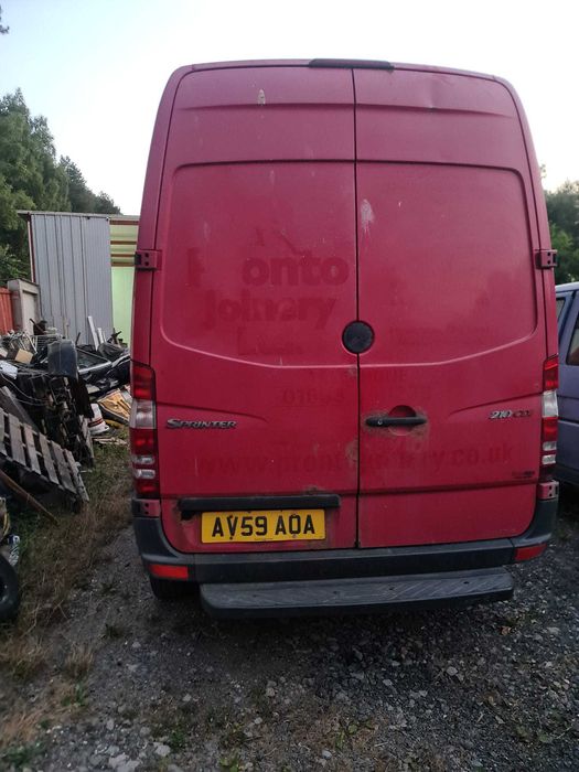 Mercedes sprinter 906 2010 om651956 на части