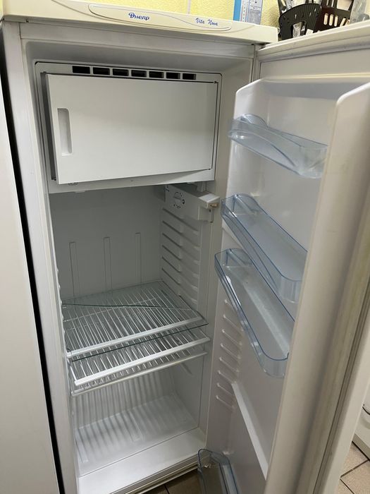 Холодильники 2 шт