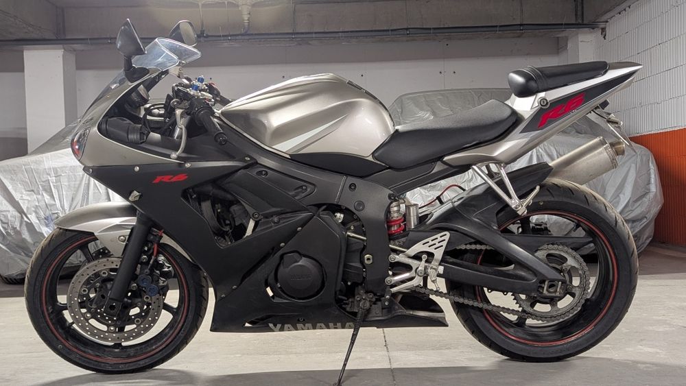 Yamaha R6 - YZF 600