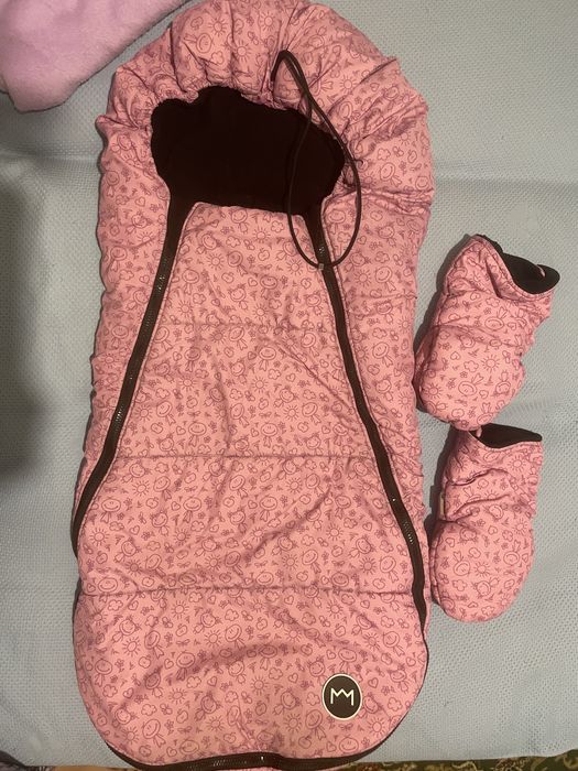 Продам чехол для коляски с перчатками