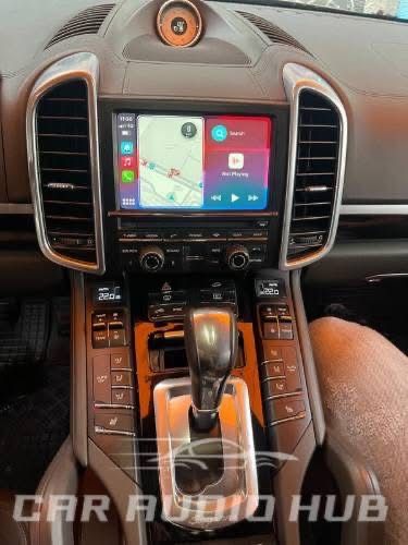 Interfață CarPlay / Android Auto dedicată pentru modelele Porsche