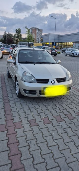 Renault Symbol 1,4 benzină.
