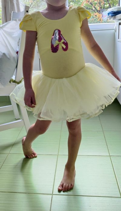 Body gimnastica fetiță 6/7ani