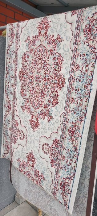 Поодам ковер 1.5х2.0