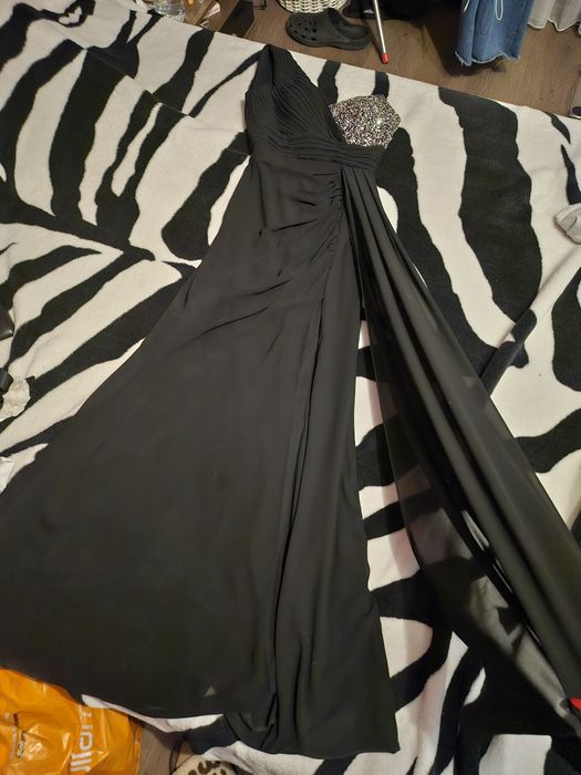 Дълга официална рокля