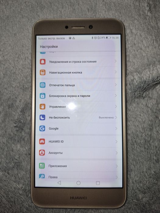 Продам телефон марка Хуавэй