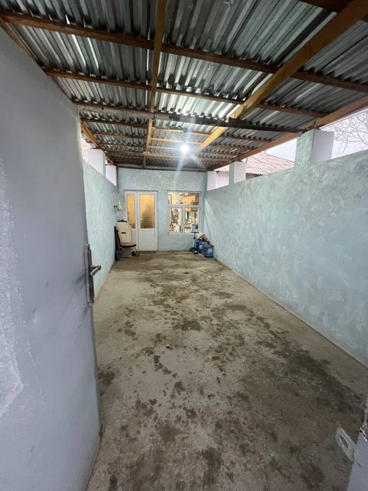 Tezda 1 sutuxli tayor hovli sotiladi