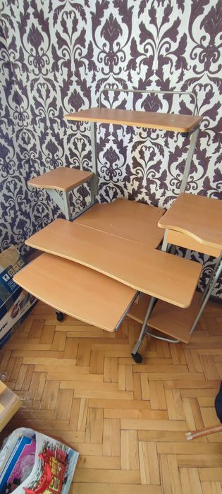 Компьютерный стол