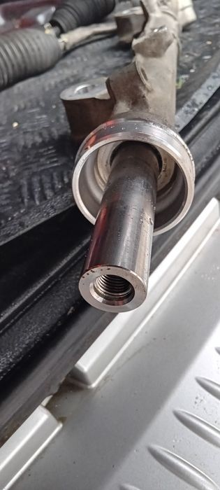 Caseta de direcție Duster