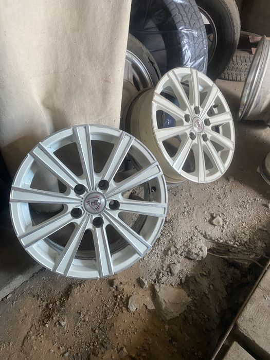 Диски r16в хорошем состаянии