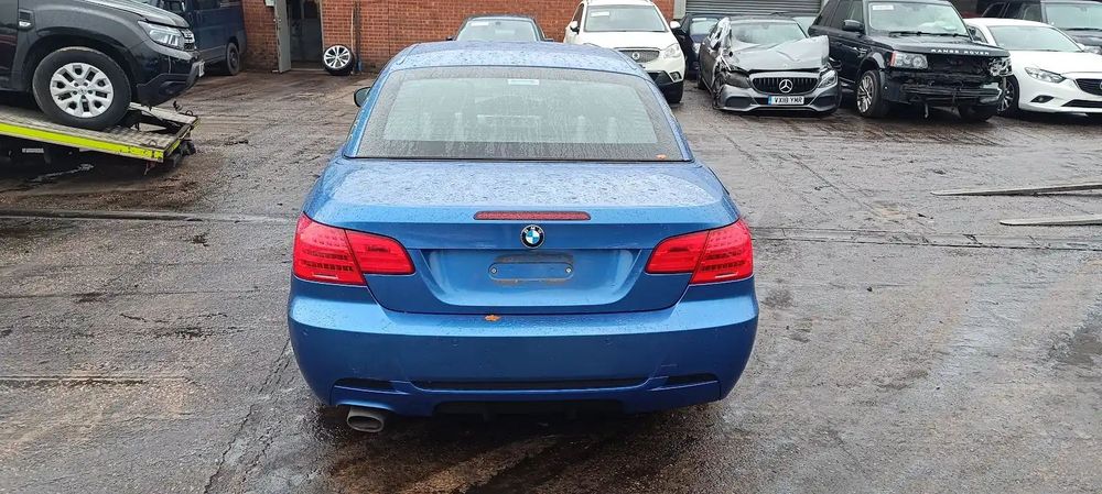 Dezmembrari / Dezmembrez BMW 3 Cabriolet (E93) FACELIFT 2.0 N47D20 cutie viteze automata cod culoare 490 SONDERLACKIERUNG