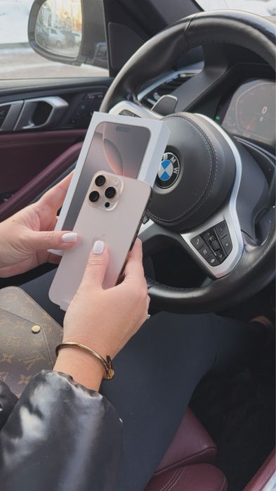 Iphone 16 Pro 256 гб desert titanium