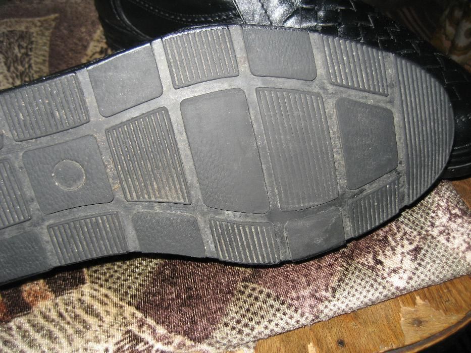 Pantofi masura 46 din piele naturala