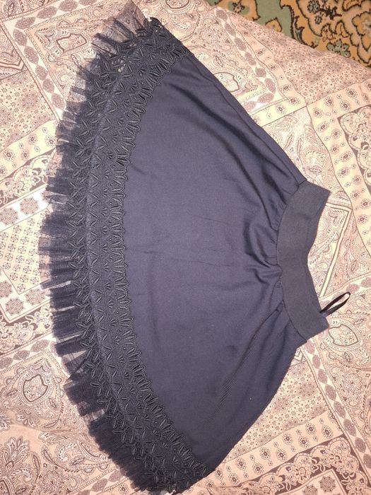 Очень красивая юбка Deloras на 1 сентября для первоклассницы