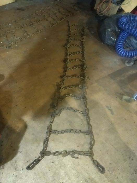 Цепи на колеса, на грузовик.