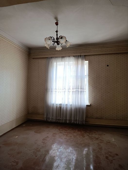 Дом  Азербайджан центр,4 сот.2 дома.11800уе