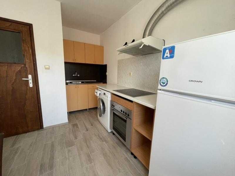 Двустаен южен апартамент в ж.к. Славейков след ремонт