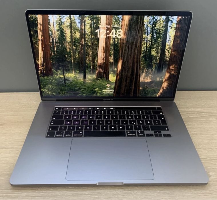 Macbook pro 16 inch 2019 touchbar