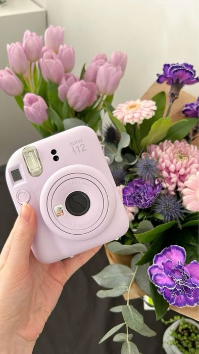 Продам Новый instax mini 12