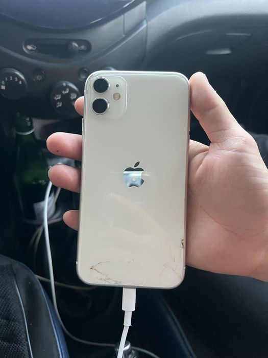 Ayfon 11 oq 64 yomks 71