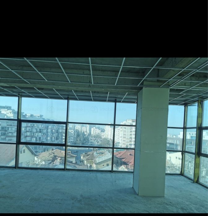 Spatiu pentru birourii