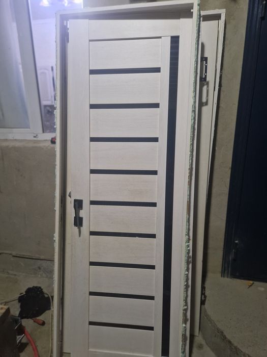 Продам двери . ЕСЫКТЕР