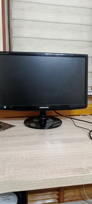Монитор Samsung Led