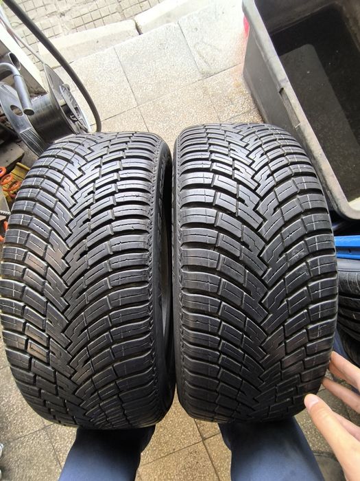 215 50 18 Pirelli Всесезонни 2бр.