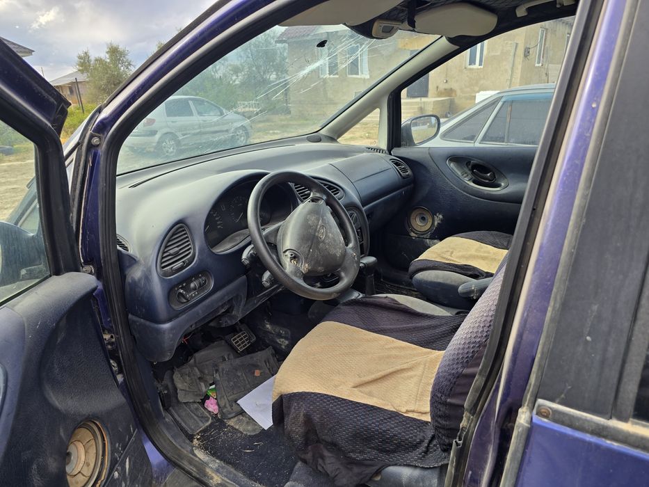 Автомобиль FORD GALAXY