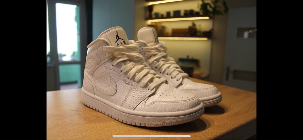 Nike Air Jordan 1 Mid White Snakeskin