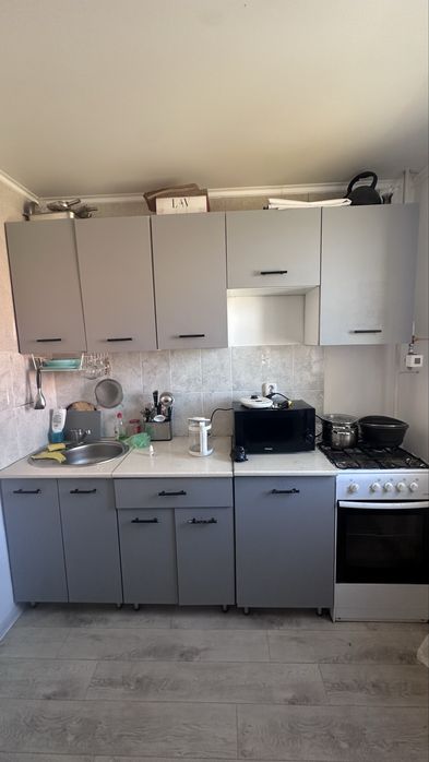 Продам кухонный гарнитуру