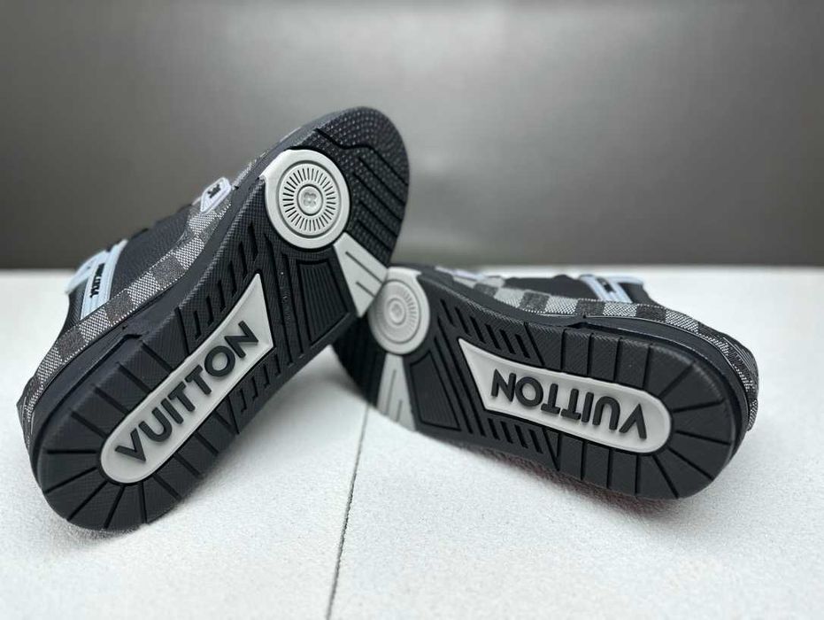 Adidasi Louis Vuitton Trainer premium