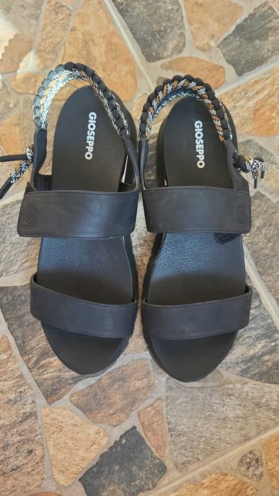 Дамски сандали Gioseppo.