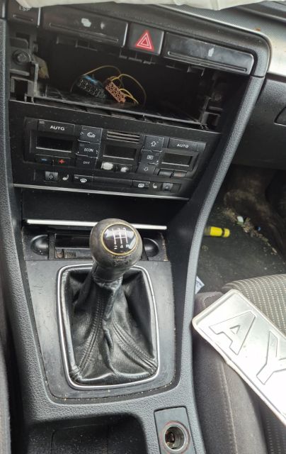 Bara spate Audi A4 B7