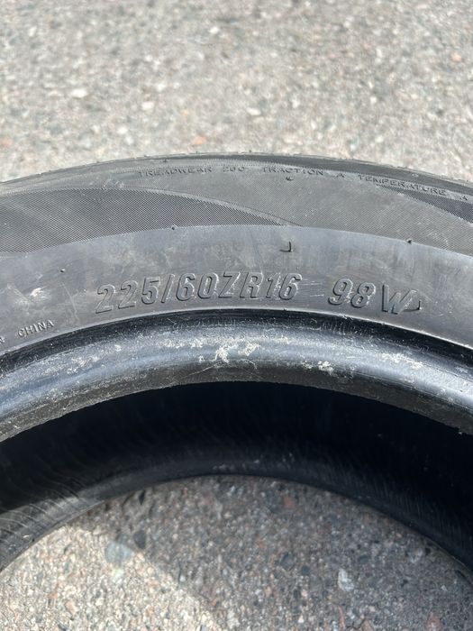 Резина Maxxis, летняя.