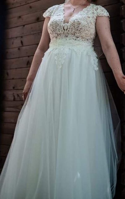 Rochie de mireasa mărimea M-L