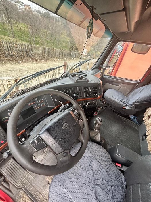 Vând camion Volvo 6*4