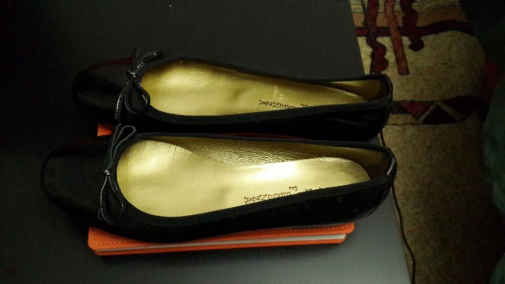 Продаются новые кожаные  балетки
