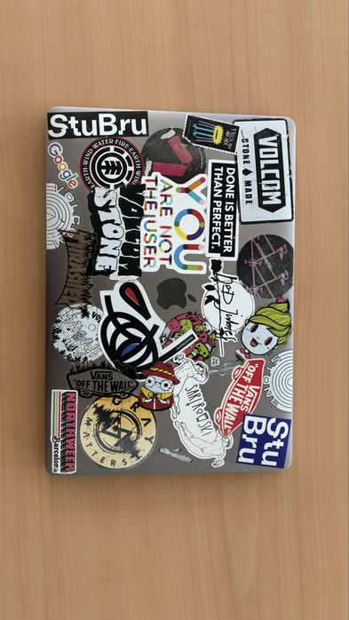 Apple MacBook Pro 15 inch Silver Gray Touch Bar, 2016, i7, 16 GB RAM, 250 GB SSD, Placa Video Intel HD Graphics 530 1536 MB