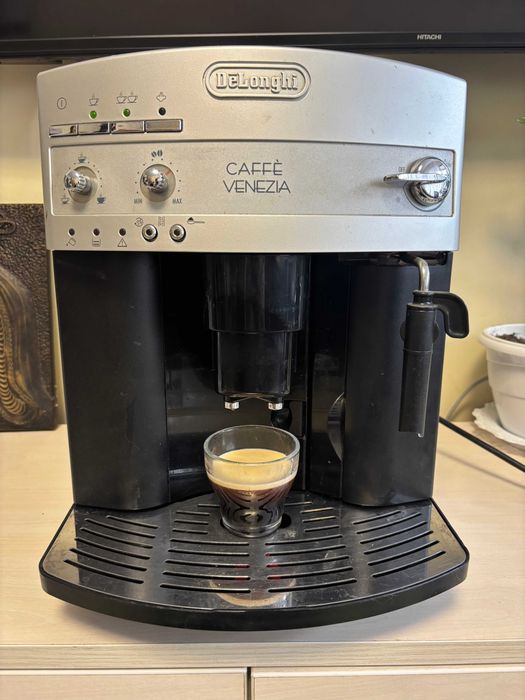 Кафемашина Delonghi Caffe Venezia made in Italia