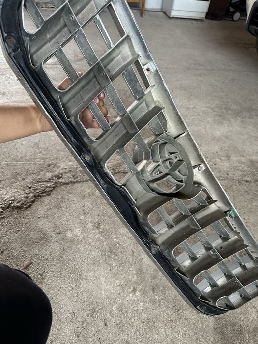 Решетка Тойота Прадо 120