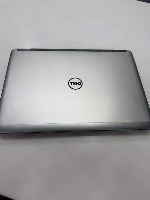 Продам ноутбук Dell Latitude