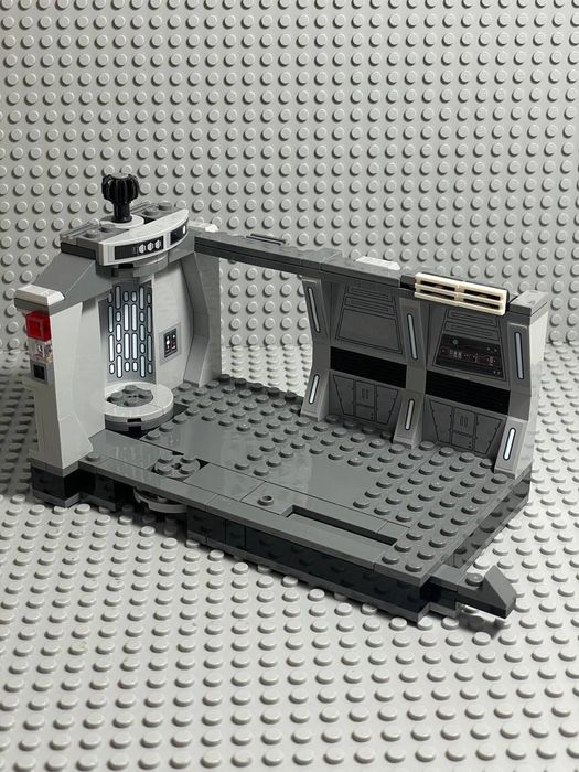 LEGO Star Wars 75324 death trooper attack