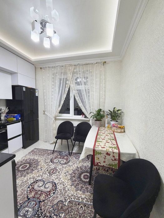 Dream House Продается 3 комнатная квартира ремонт 8-роддом, Глинка