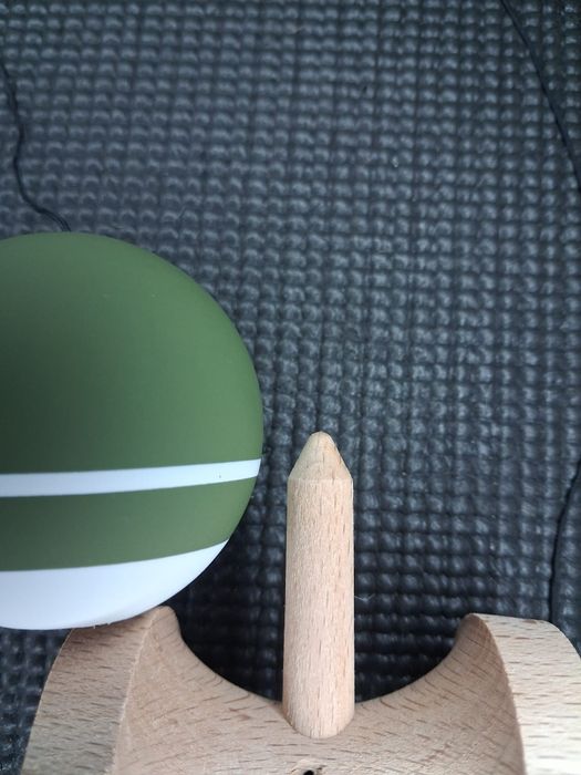 Sweets kendamas tracker olive broken shape ( cupe egale )