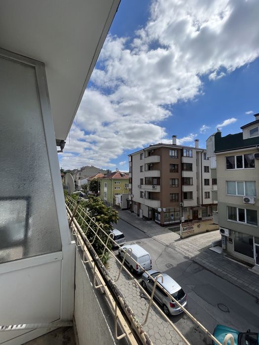 Дава се под наем Двустаен апартамент в Търговище, Център - 75 кв.м за 306 € - Снимка #9