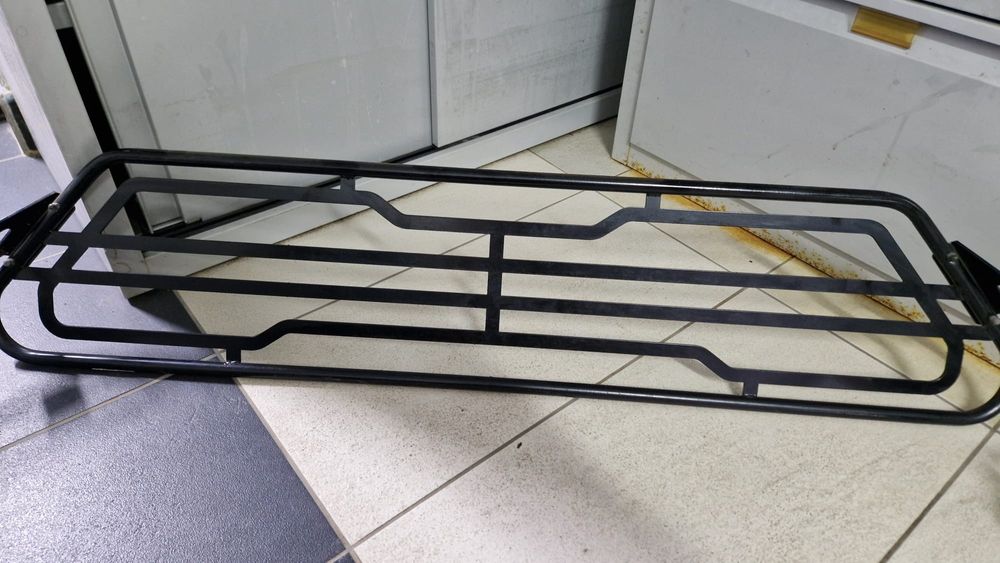 Grilaj metalic separator animale,bagaje portbagaj auto