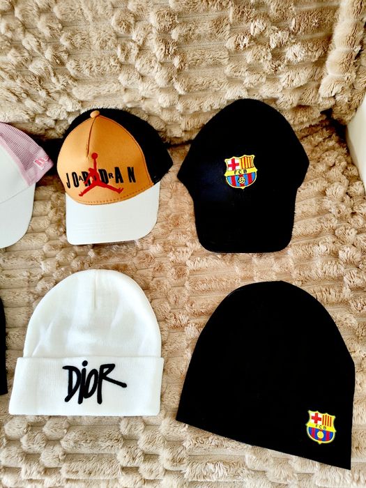 La alegere , Sapca Jordan , Fes Adidas , preț pe bucata