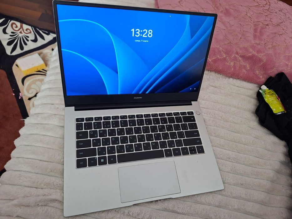 Продам Ноутбук Huawei d14 Cor I5